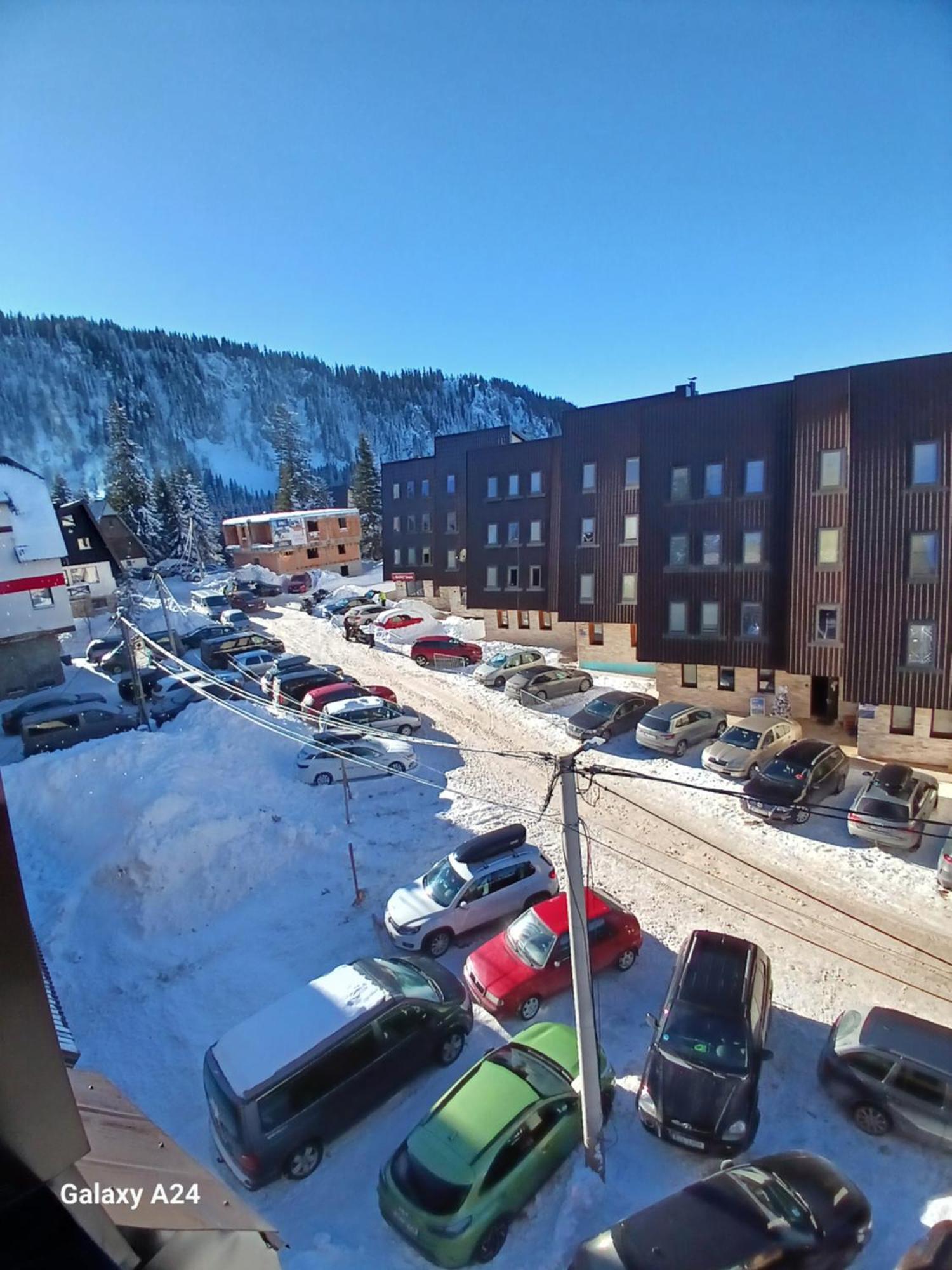 Mraz Jahorina Exterior foto